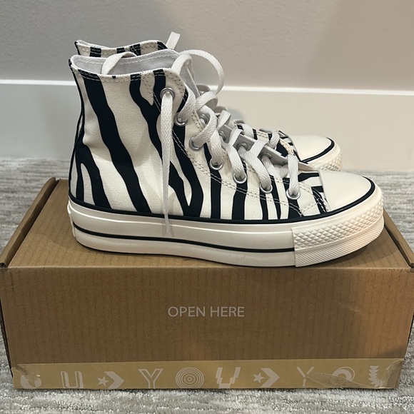 Chuck Taylor All Stars Platform Zebra
